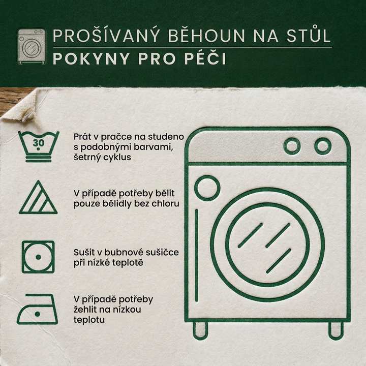 Prošívaný běhoun na stůl - Přehlídka kohoutů